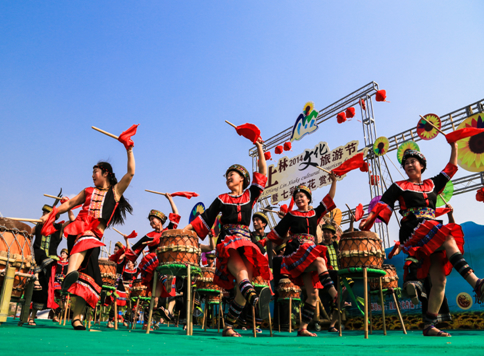 多姿多彩的民族歌舞节庆活动